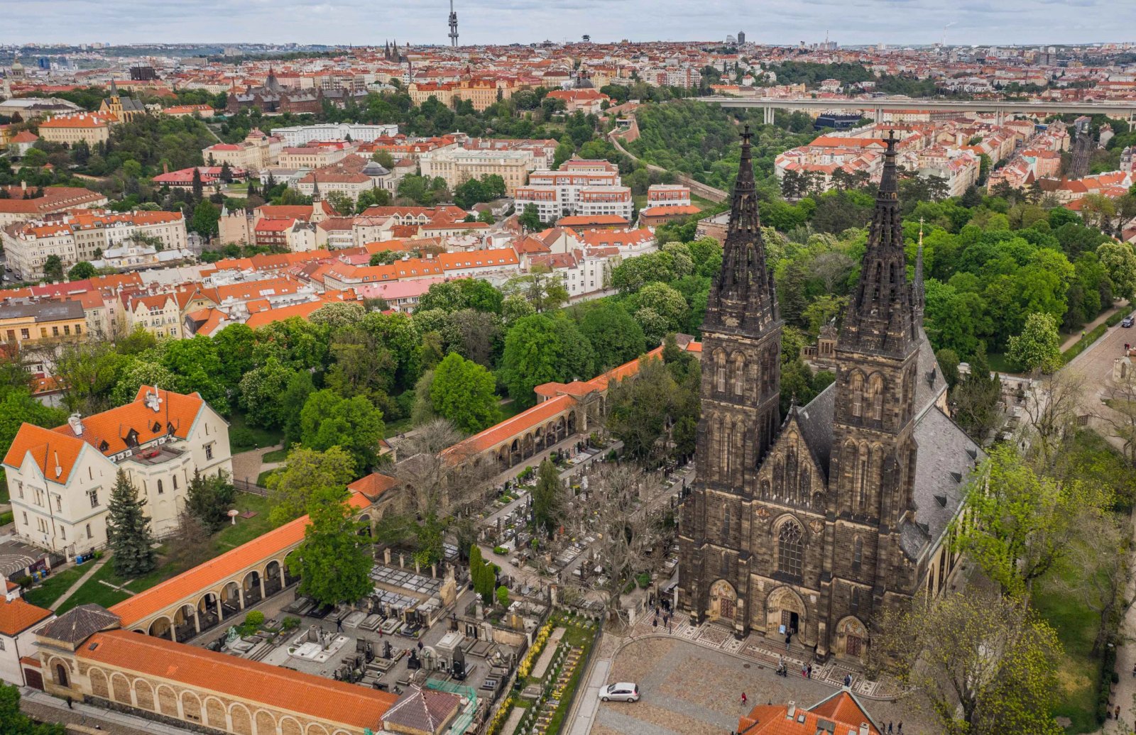 Iglesia de San Pedro y San Pablo Praga scaled