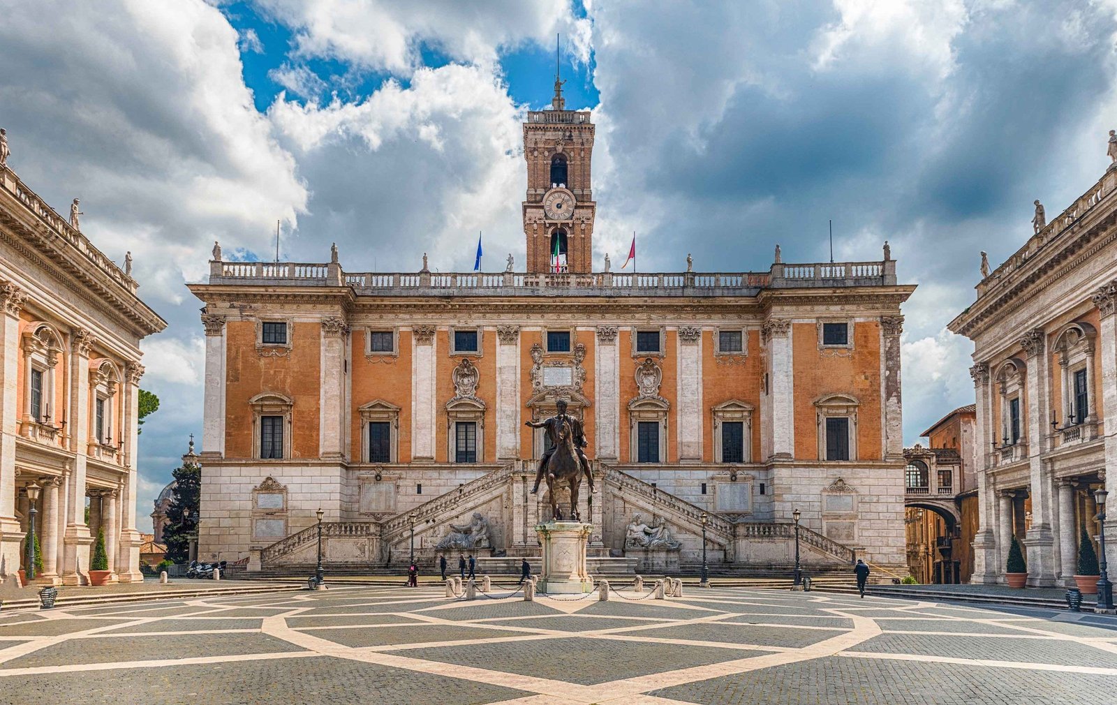 plaza del capitolio scaled