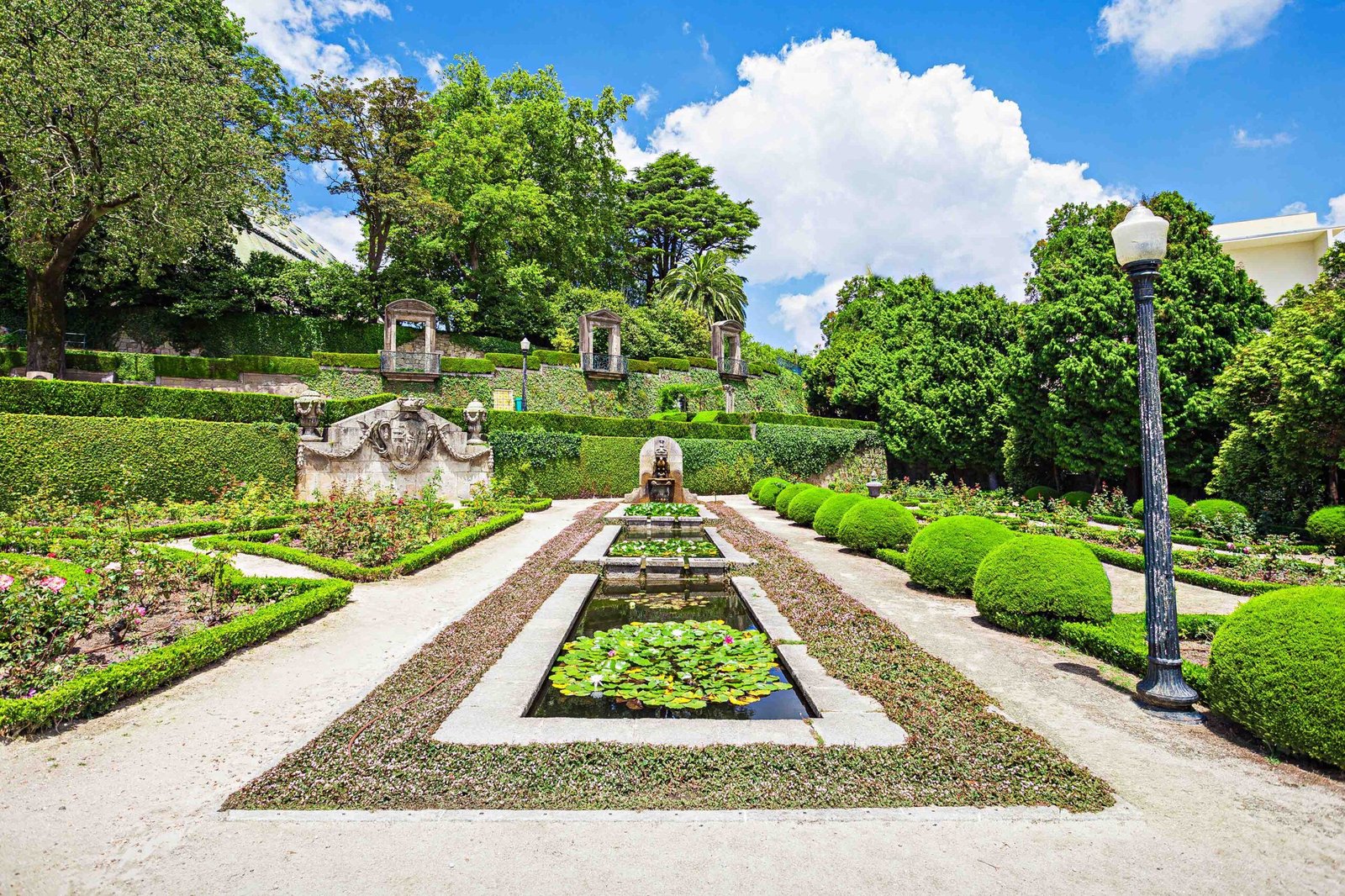 Jardines del Palacio de Cristal Oporto scaled
