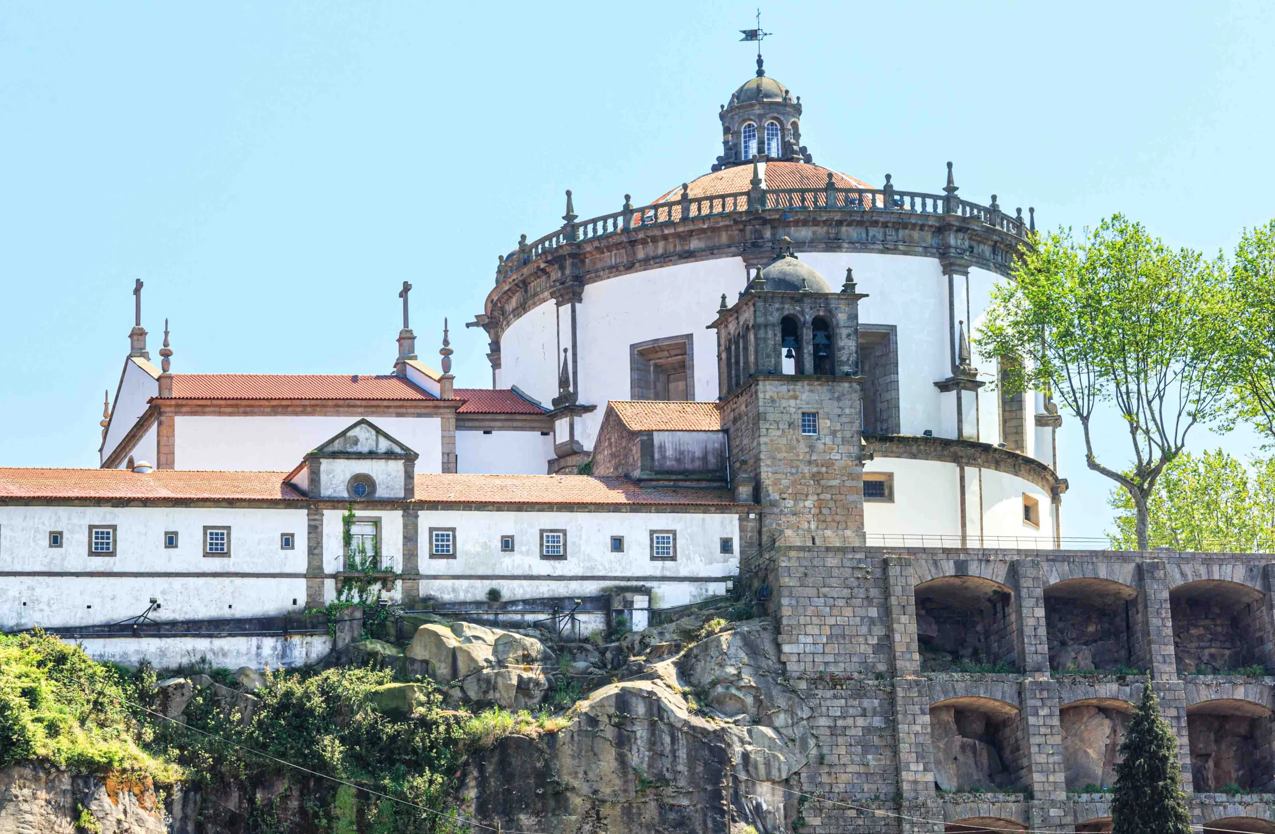 Monasterio de la Serra do Pilar scaled