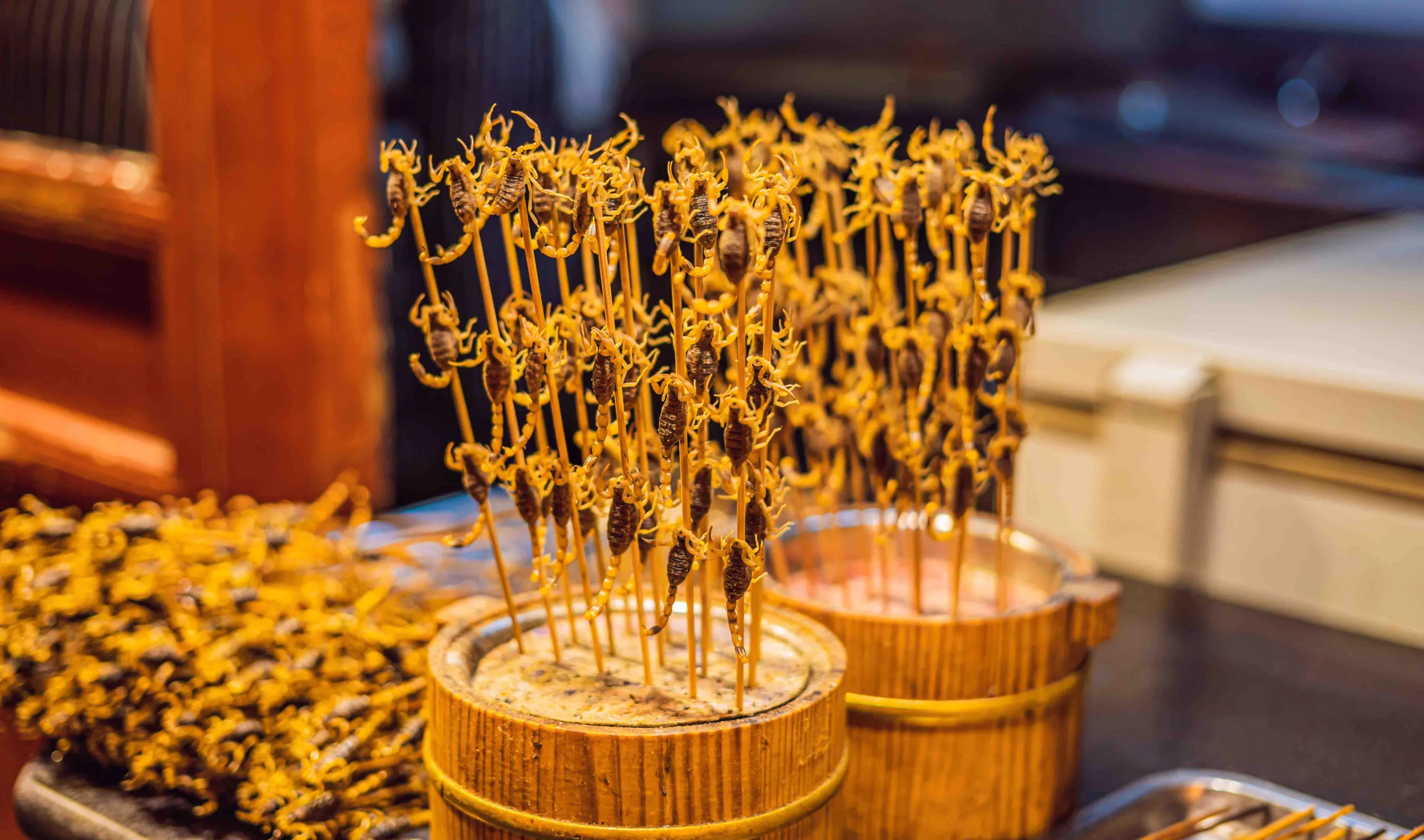 Mercado nocturno de Wangfujing pekin scaled