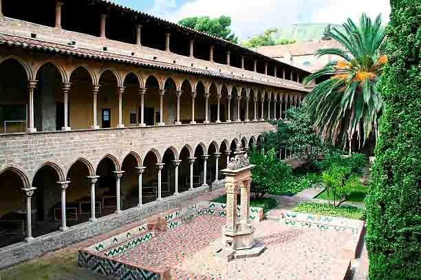 Monasterio de Pedralbes barcelona