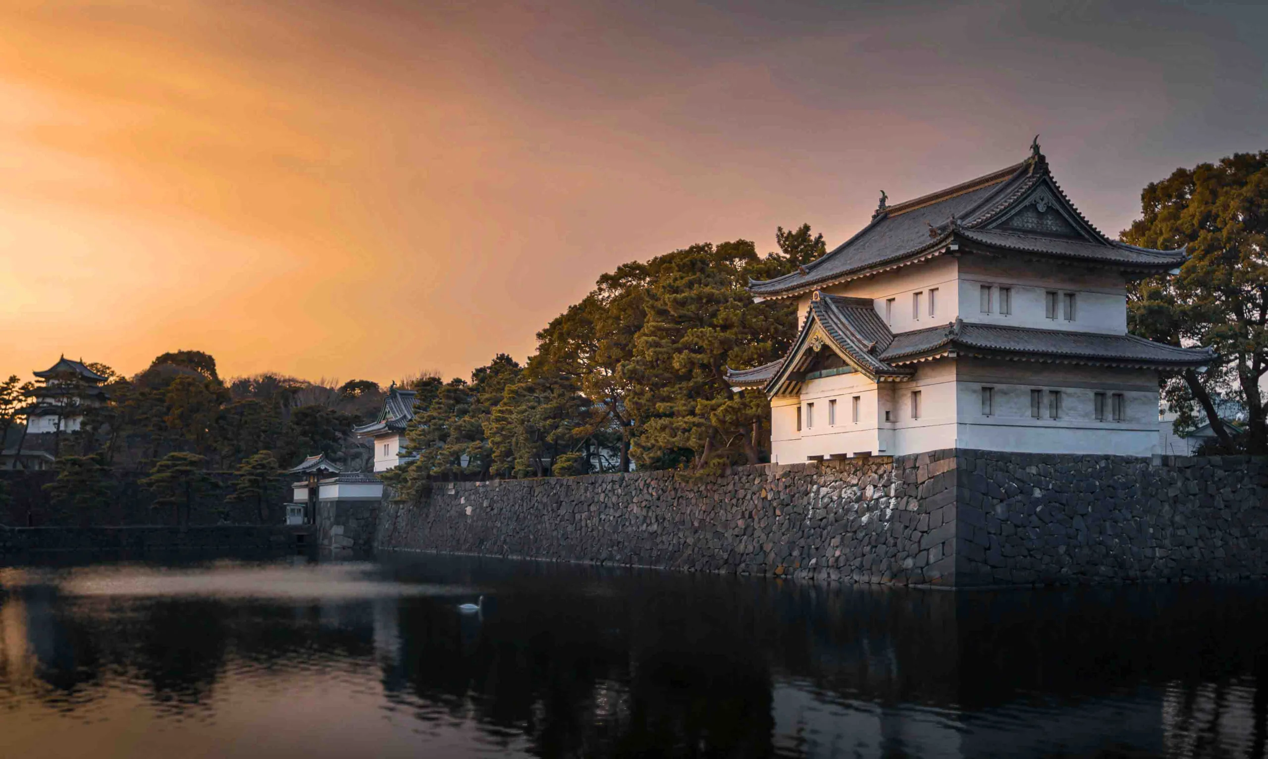 palacio imperial de tokio scaled