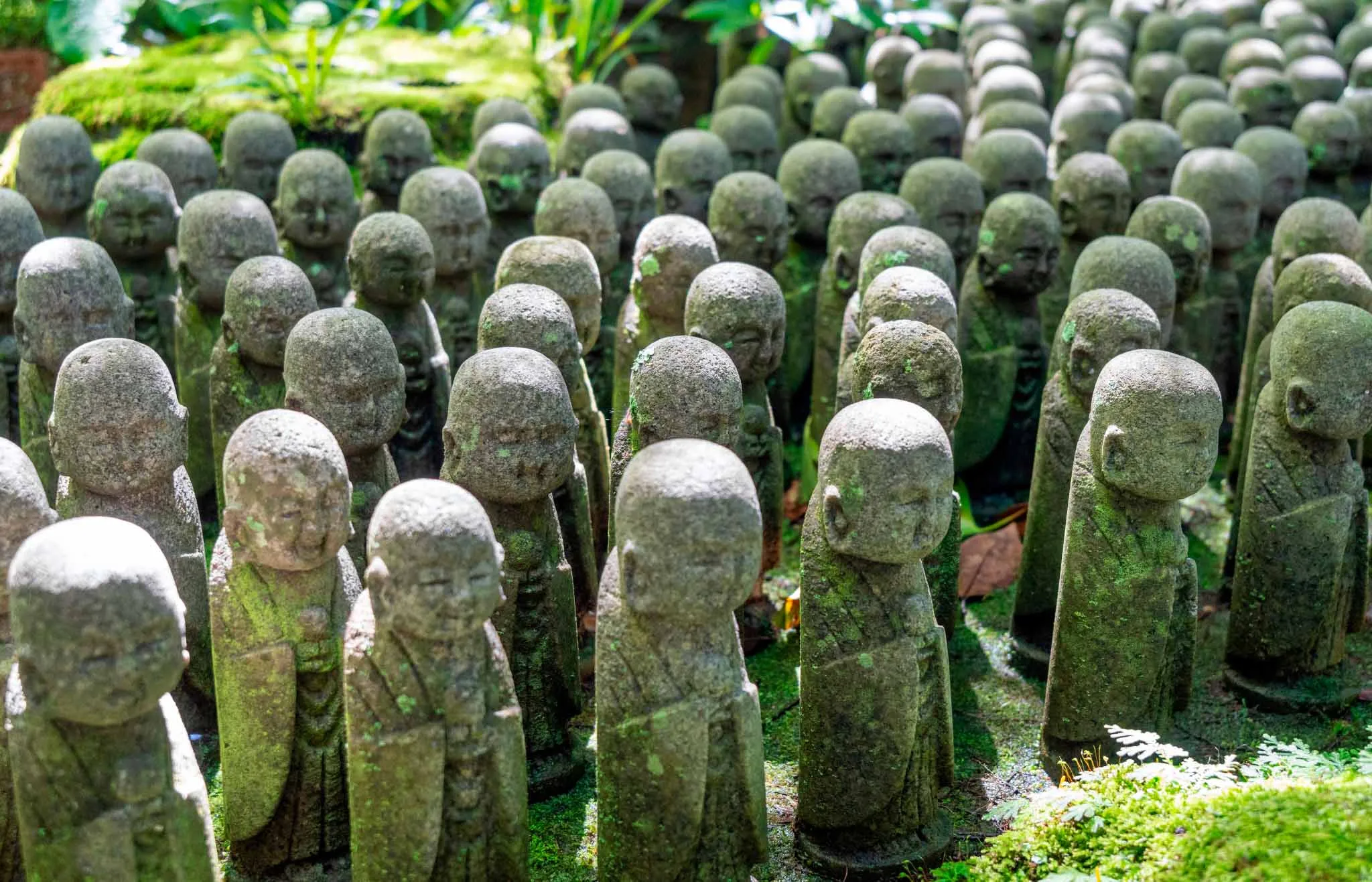 estatuas jizo tokio en 7 dias