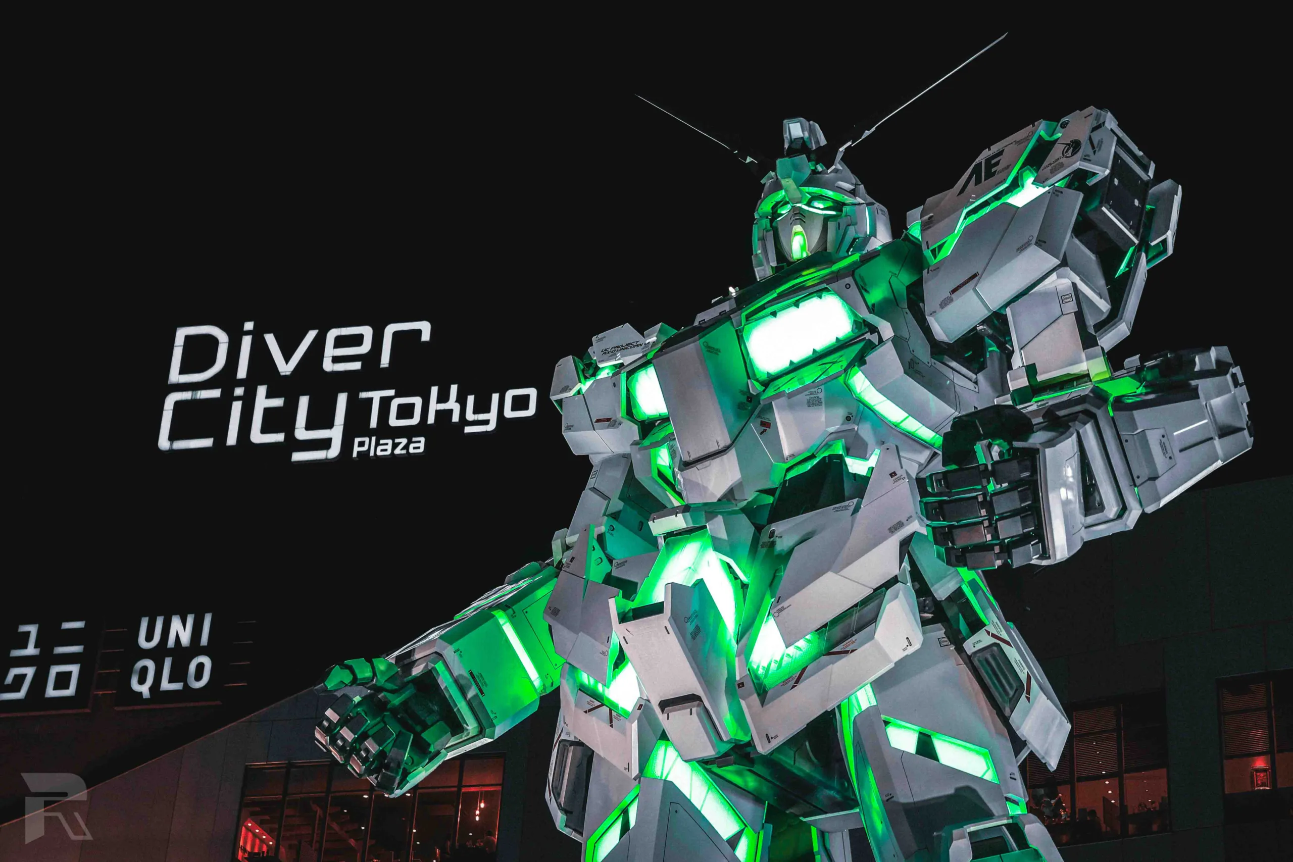 DiverCity compras en tokio scaled