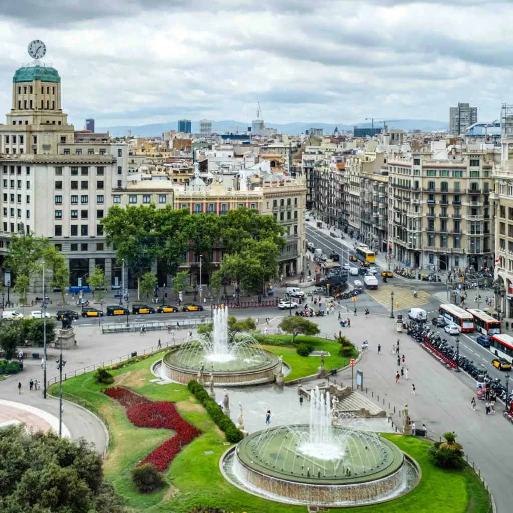 Vista de la Plaza de Cataluña en Barcelona