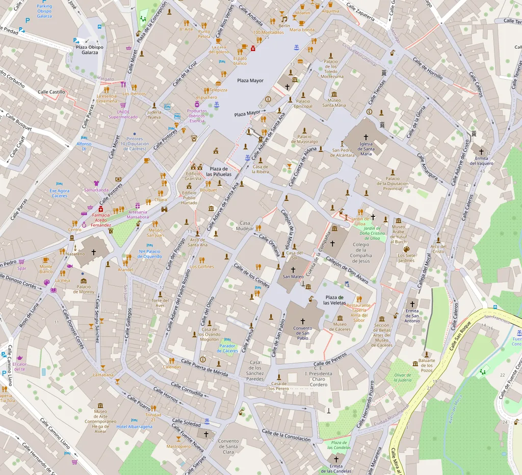Mapa ampliado de la ciudad monumental de Cáceres con los sitios del 1 al 23