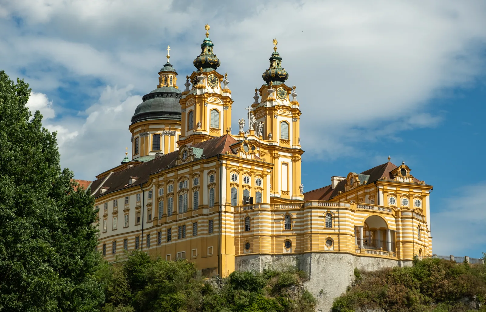 Abadía de Melk, en el valle del Wachau, sobre el Danubio