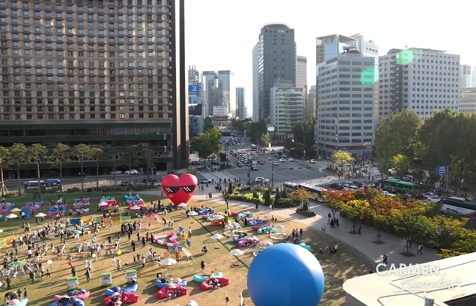 La plaza de Seúl desde la azotea de la Biblioteca Metropolitana