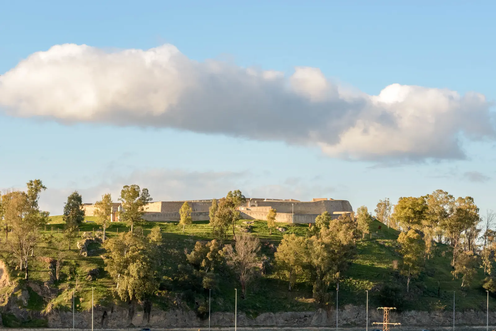 Fuerte de San Cristóbal en Badajoz, al otro lado del Guadiana