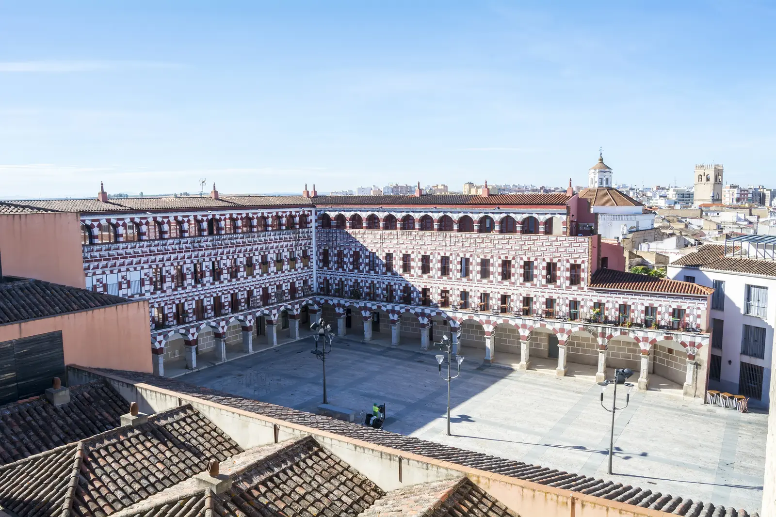 Plaza Alta de Badajoz con sus soportales